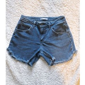 🌿Riders by Lee Midrise Girlfriend shorts